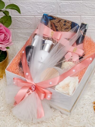 gift-box-curves-and-brushes